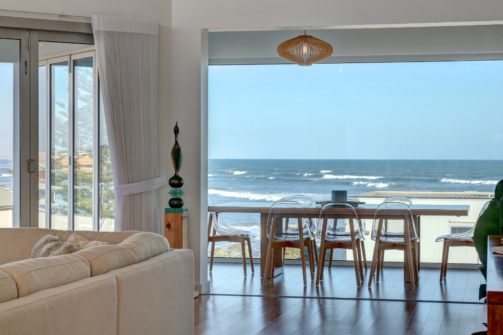 Middleton SA — lounge through to ocean-view dining